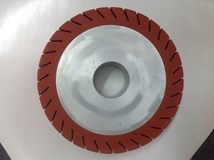Con lăn cao su tự bung, dùng để gắn nhám vòng tròn, mài kim loại D250 x dày 50 mm x cốt 25.4 mm.                     Code: 3.10.400.0002